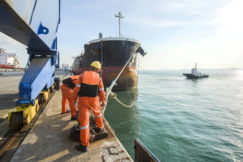 Maritime & Shipbuilding: Advanced Polymers for Corrosion Resistance